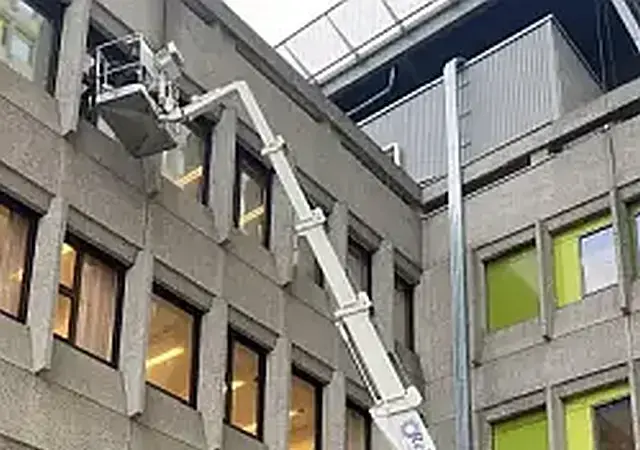 Glasbewassing door Reinland BV